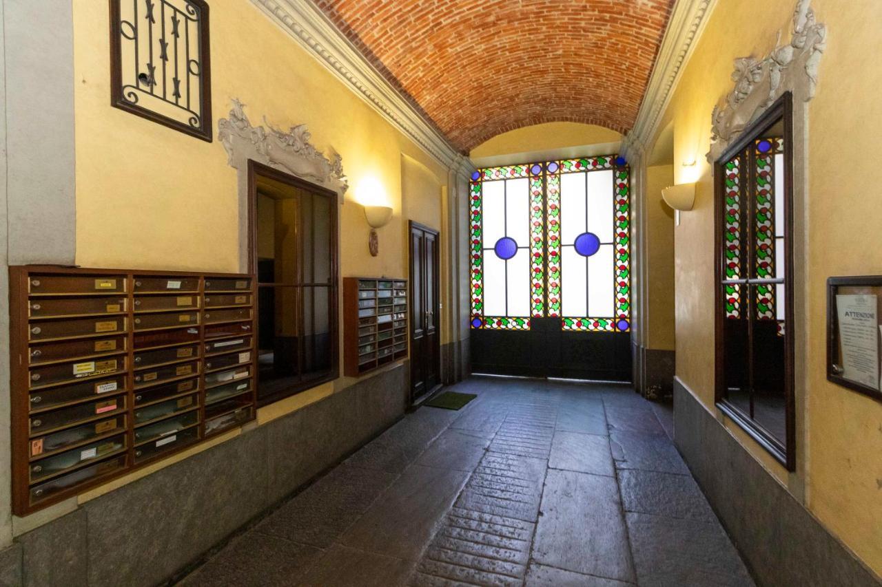 Santa Chiara Apartment Near Piazza Statuto Turim Exterior foto